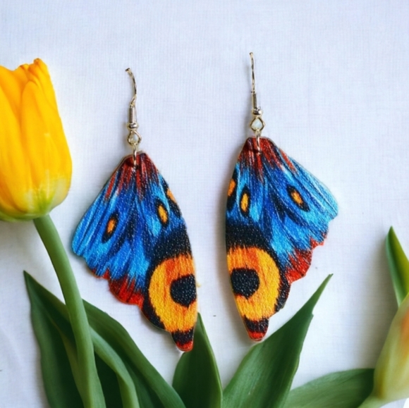 Butterfly Earrings - Picture 7 of 9